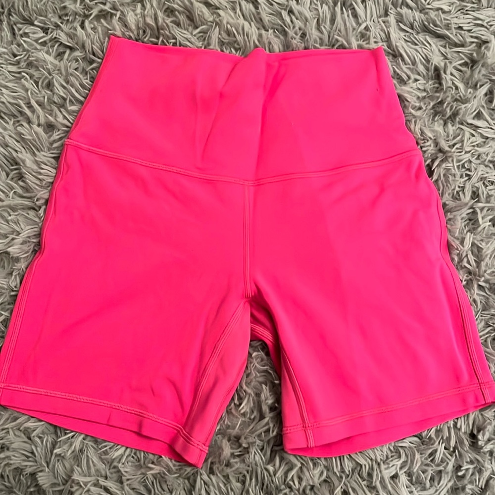 Sonic pink lululemon align shorts 6” size 6